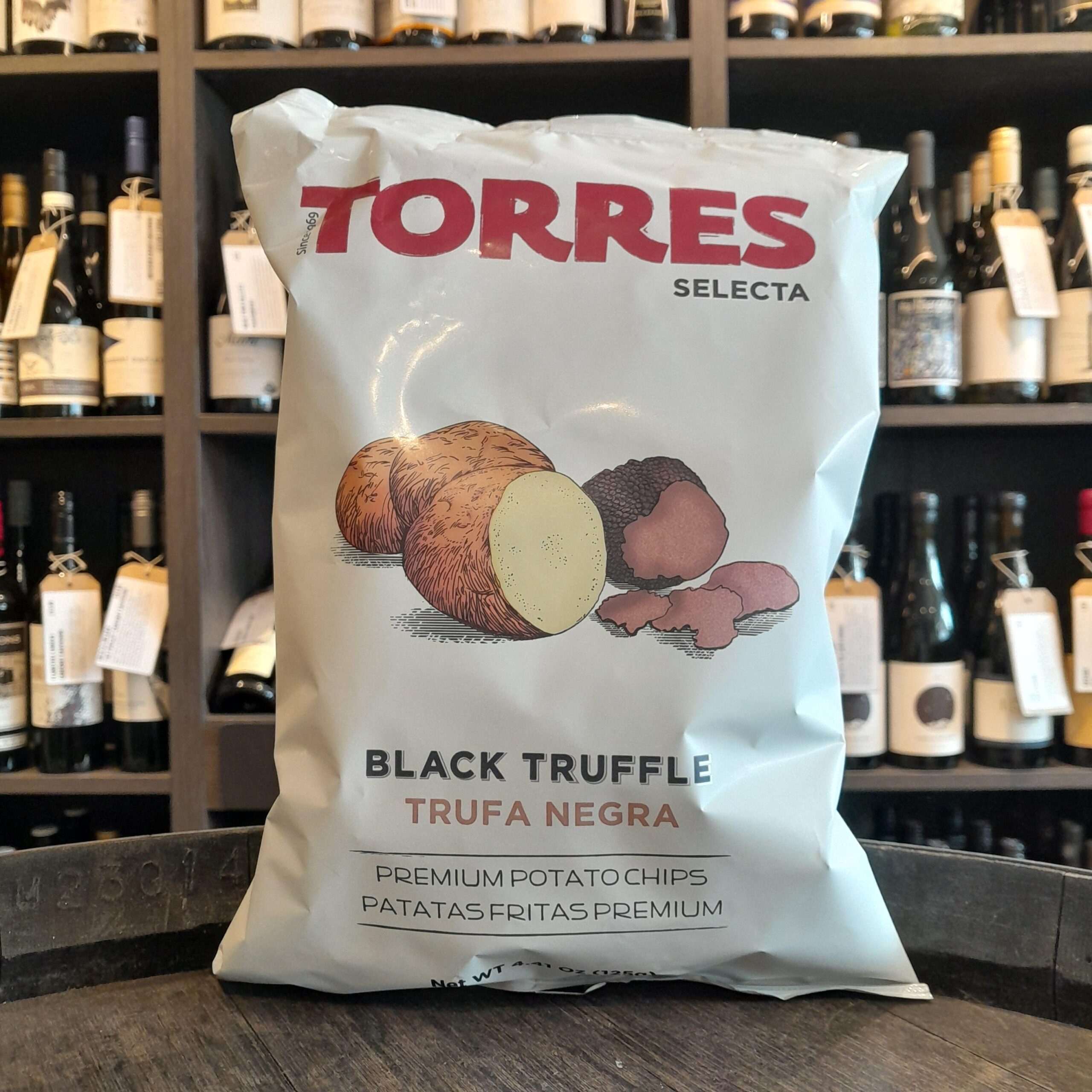 Torres Selecta Black Truffle Premium Potato Crisps 125g